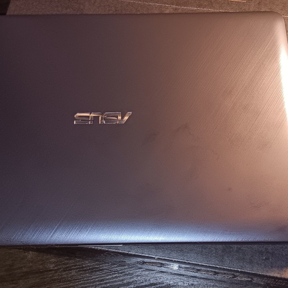 ASUS 15.6 LAPTOP - Picture 5 of 6